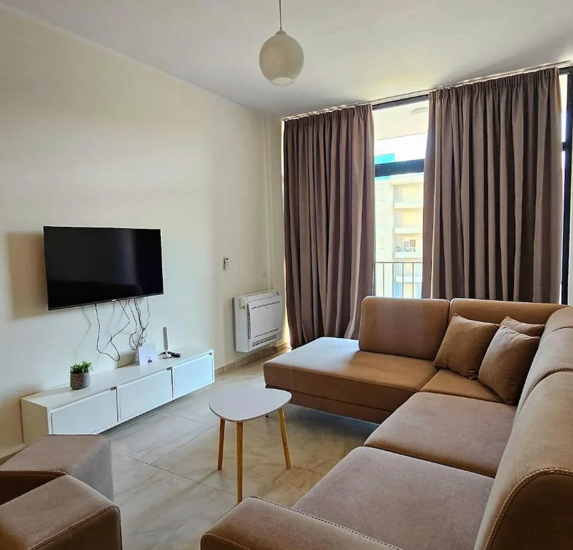 Gray Mirage Apartment Near The Beach Orikum