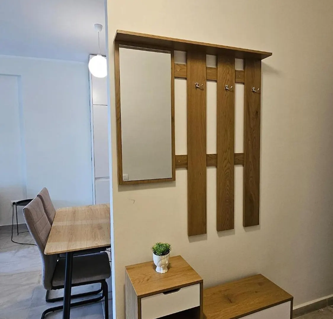 Gray Mirage Apartment Near The Beach Orikum